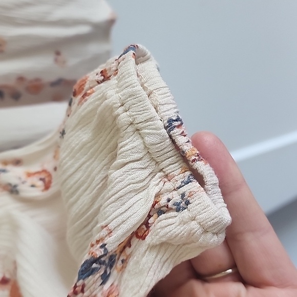 Savanna Jane Bohemian Western Brand embroidered floral top size small - Picture 4 of 7